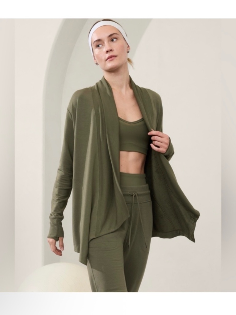 Athleta Pranayama Restore Wrap Olive Green Open Front Cardigan Pockets Lounge SP